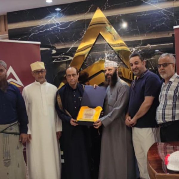 مؤسسة السرطان بعدن تكرم بنك عدن الاسلامي تقديرا لدعمه السخي في خدمة مرضى السرطان